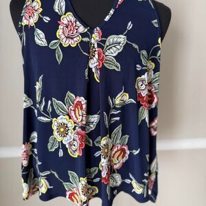 Navy floral Sleeveless Blouse/Tank with V neckline Sz L